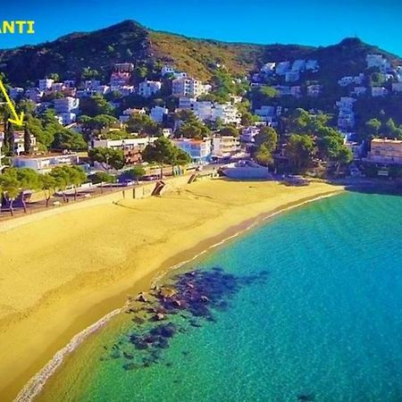 Apartaments El Berganti En Canyelles Petites Roses Dış mekan fotoğraf