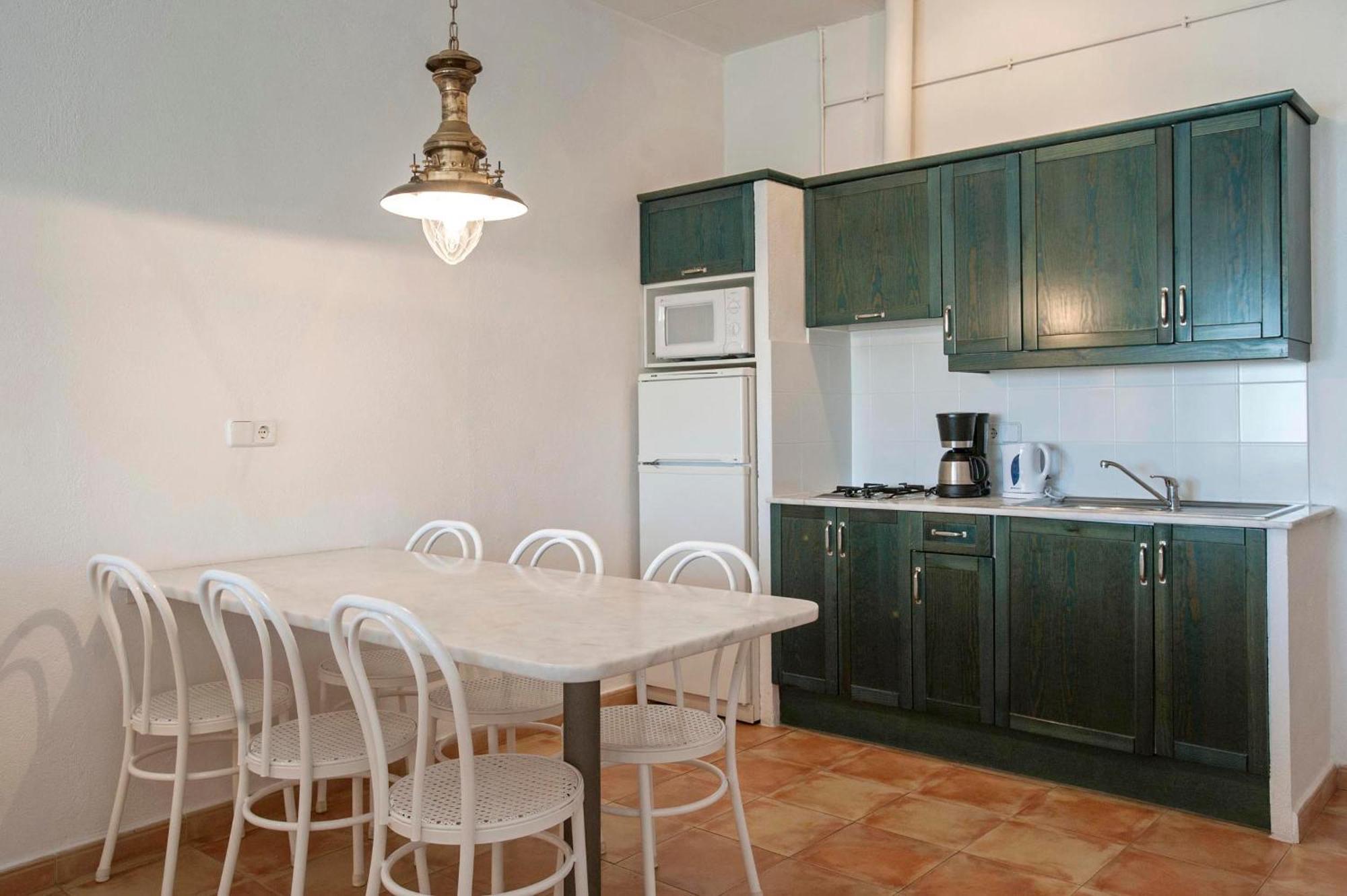 Apartaments El Berganti En Canyelles Petites Roses Oda fotoğraf