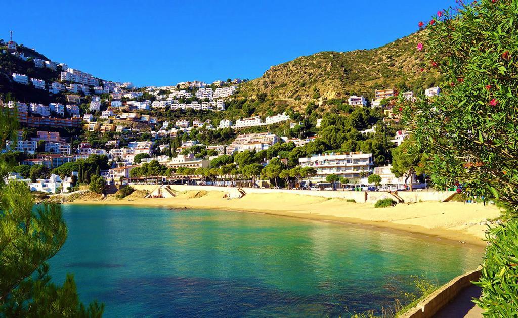 Apartaments El Berganti En Canyelles Petites Roses Dış mekan fotoğraf
