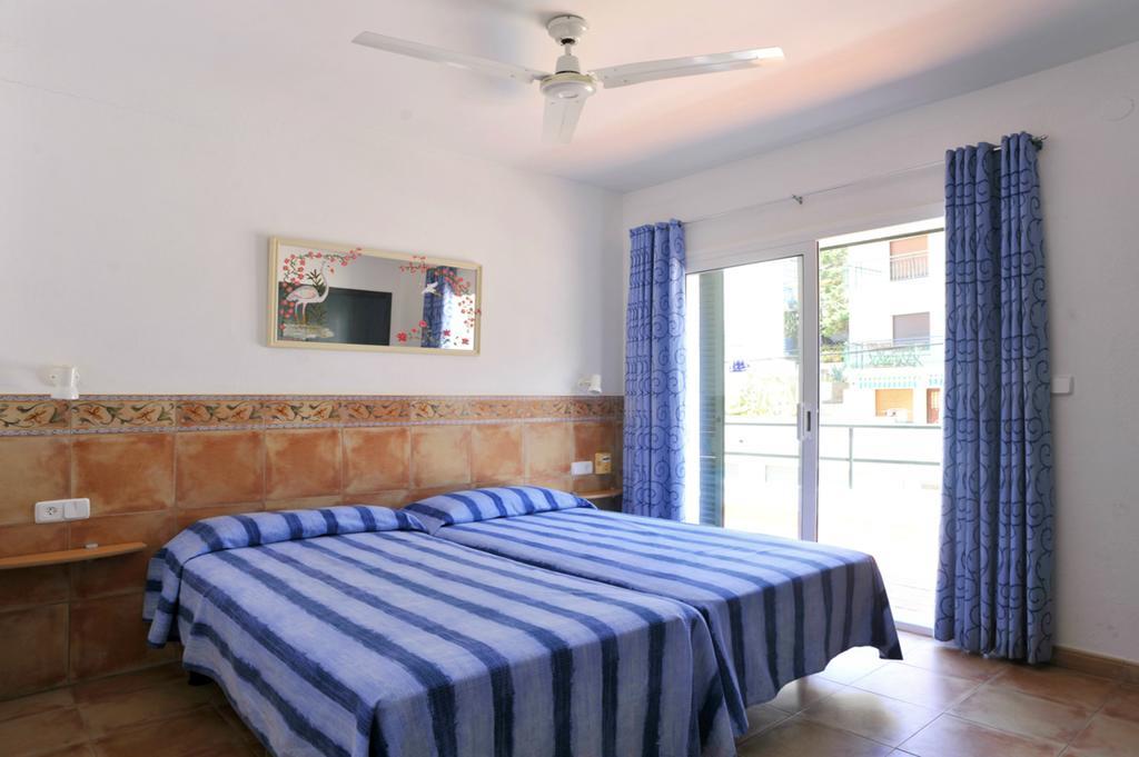 Apartaments El Berganti En Canyelles Petites Roses Dış mekan fotoğraf